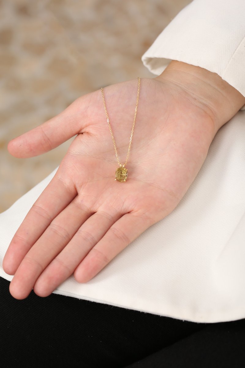 Model 9 Stone 2 Gold