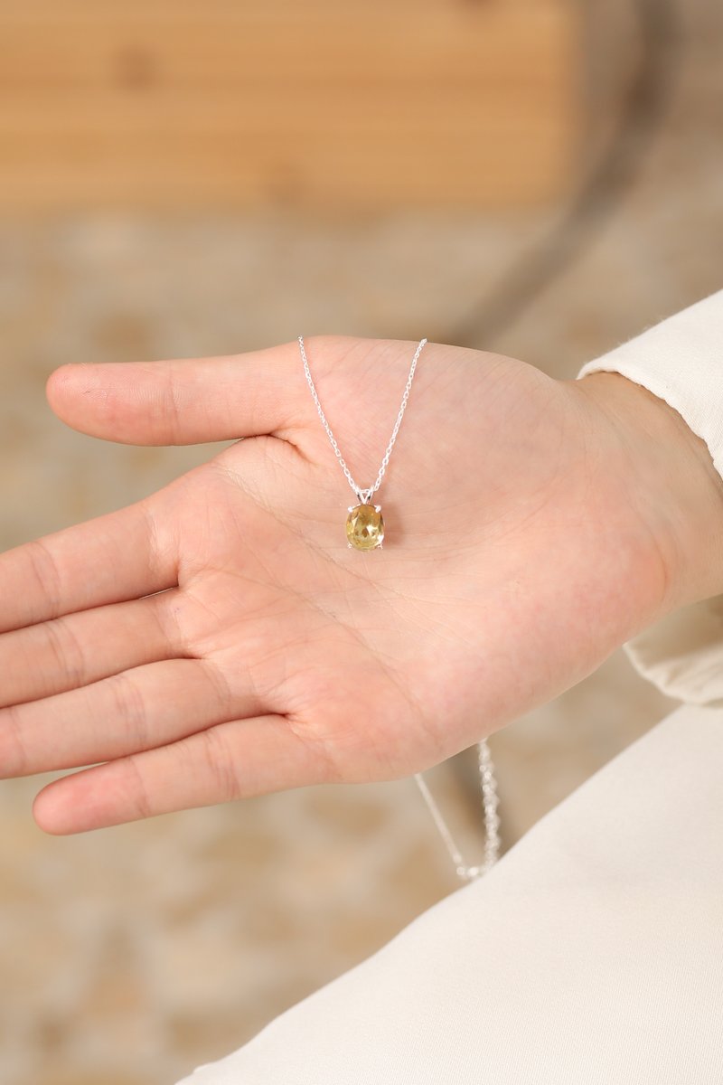 Model 9 Stone 2 Silver