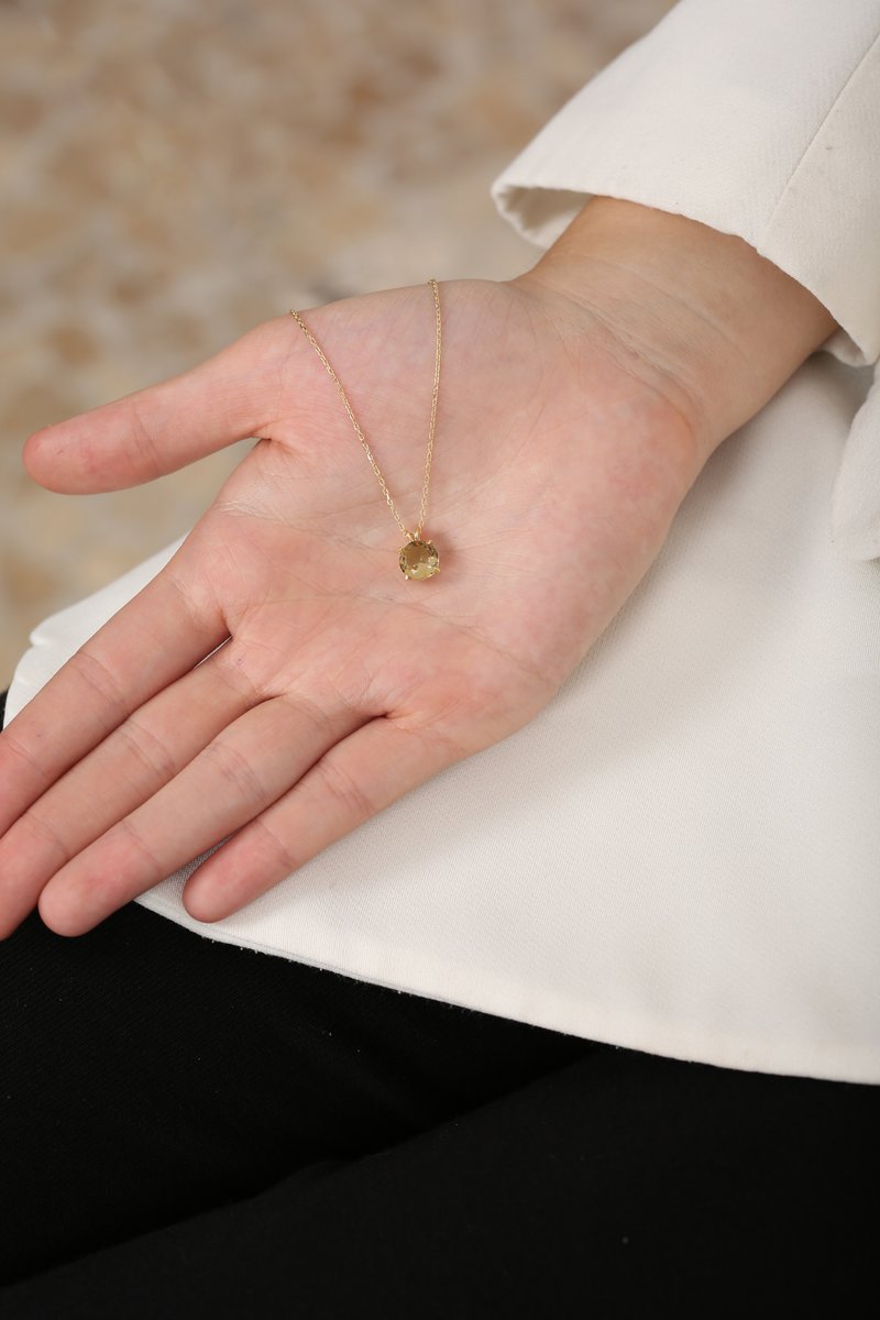 Model 9 Stone 3 Gold