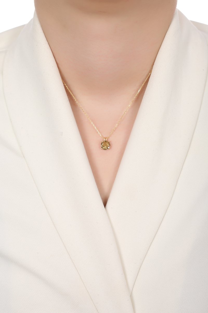 Model 9 Stone 3 Gold